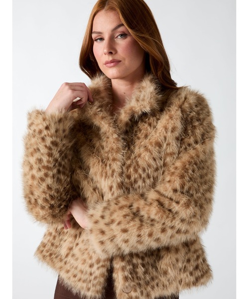 Guess(ゲス)の「LUNA Fur Jacket ジャケット ファージャケット レオパード(その他アウター・レディース・アニマル・LARGE/MEDIUM/SMALL/X-SMALL)」の5枚目の写真