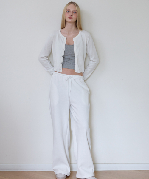 ROSEFRANTZ（ロゼフランツ）の「Basic Round Cardigan [Ivory]（カーディガン/ボレロ・レディース・アイボリー・OS）」の5枚目の写真
