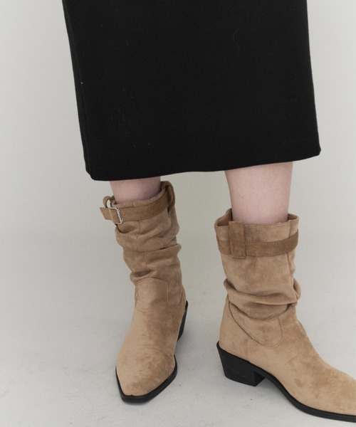 Rohwel（ローウェル）の「Suede Belt Short Boots / スエードベルトショートブーツ（ブーツ・レディース・ベージュ/ブラック・LARGE/MEDIUM/SMALL）」の16枚目の写真