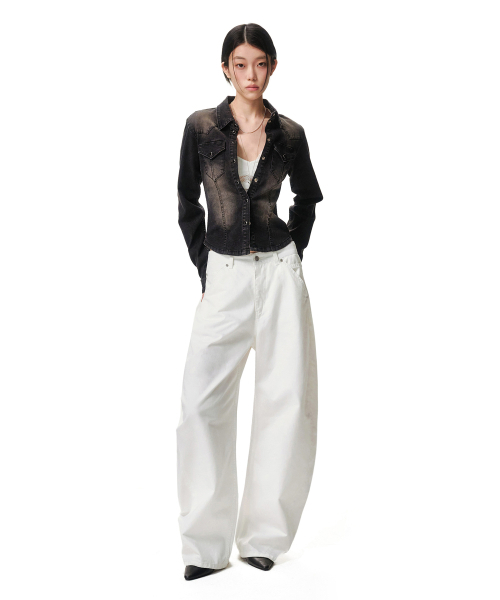 DECET WOMEN(デケット ウーマン)の「Cinchback Barrel Wide Leg Pants DCWPT022WHITE(その他パンツ・レディース・その他・X-SMALL/LARGE/MEDIUM/SMALL)」の5枚目の写真