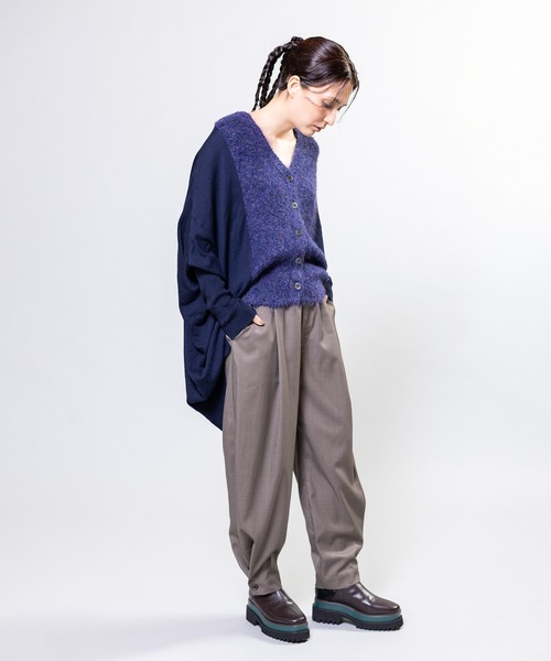 OSMOSIS(オズモーシス)の「ワイドニット切替カーディガン(ニット/セーター・レディース・ブラック/ネイビー/ベージュ・ONE SIZE)」の6枚目の写真