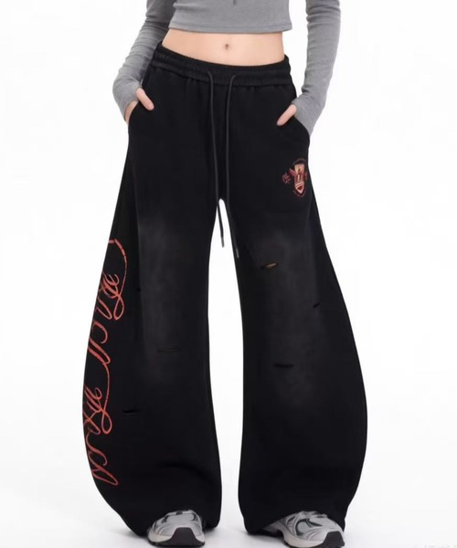 Achic(アシック)の「サイドロゴルーズスウェットパンツ(スウェットパンツ・レディース・グレー/ブラック・S/M)」の18枚目の写真