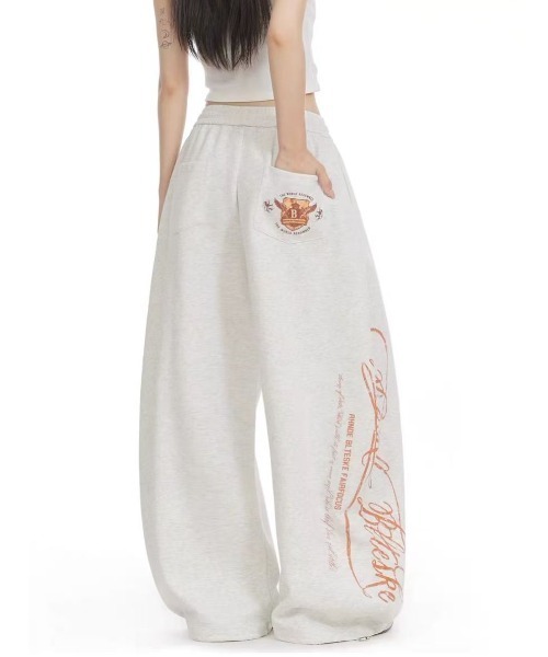 Achic(アシック)の「サイドロゴルーズスウェットパンツ(スウェットパンツ・レディース・グレー/ブラック・S/M)」の15枚目の写真