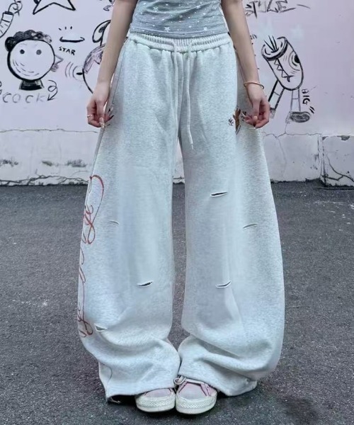 Achic(アシック)の「サイドロゴルーズスウェットパンツ(スウェットパンツ・レディース・グレー/ブラック・S/M)」の8枚目の写真