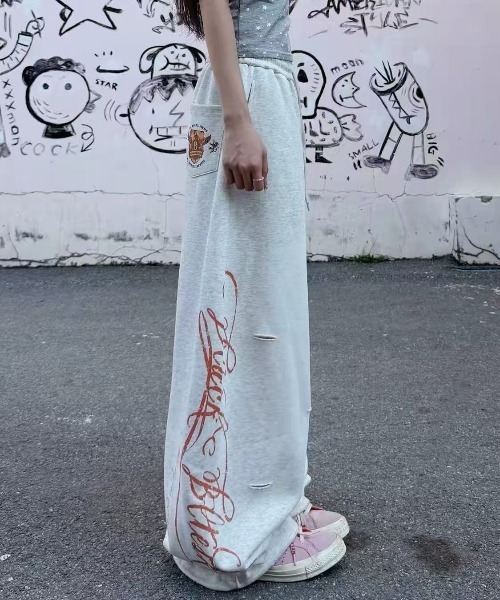 Achic(アシック)の「サイドロゴルーズスウェットパンツ(スウェットパンツ・レディース・グレー/ブラック・S/M)」の10枚目の写真