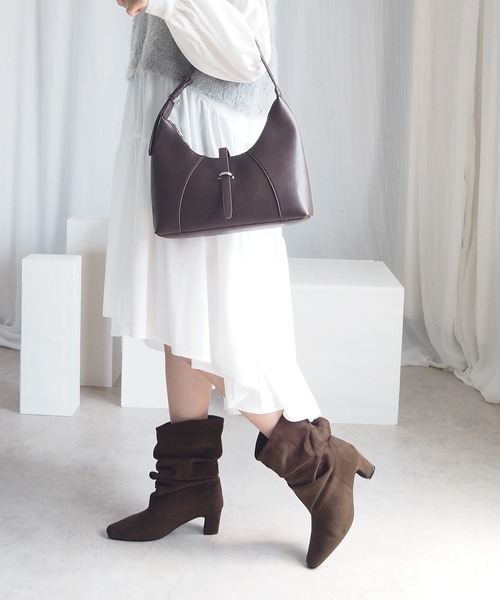 minia（ミニア）の「スエード素材のシャーリングブーツ（ブーツ・レディース・ブラック/ブラウン・M/L）」の20枚目の写真