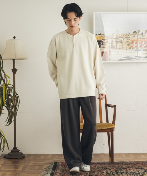 SENSE OF PLACE by URBAN RESEARCH(センスオブプレイスバイアーバンリサーチ)の「ワッフルヘンリーネックロングTシャツ(Tシャツ/カットソー・メンズ・アイボリー/グレー/ブラック・MEDIUM/LARGE)」の17枚目の写真