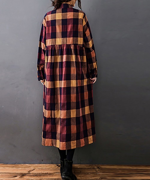 Doux Belle(ドゥーベル)の「チェック柄ロング丈シャツワンピース(シャツワンピース・レディース・グリーン/レッド/オレンジ・MEDIUM/LARGE/X-LARGE)」の19枚目の写真