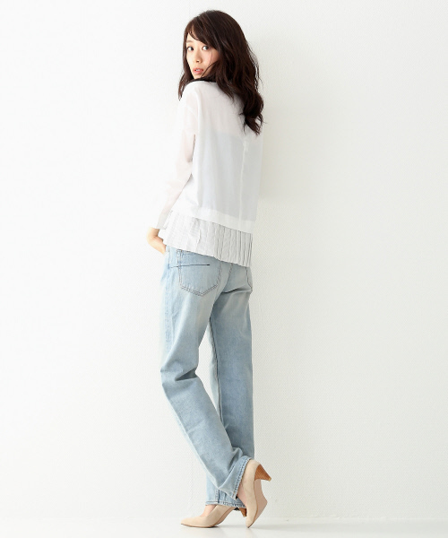 Au BANNISTER（オゥバニスター）の「Au/ポインテッドミドルヒールパンプス（パンプス・レディース・ブラック/ネイビー/グレー/カーキ/ベージュ/ライトグレー/ブラウン・38/39/36/34/35/37/40）」の11枚目の写真