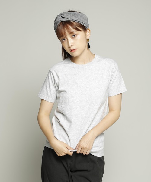 HANES(ヘインズ)の「Hanes 1P JAPAN Fit ジャパンフィット(1枚) クルーネックTシャツ(Tシャツ/カットソー・レディース・ブラック/グレー/ホワイト・X-SMALL/SMALL)」の1枚目の写真