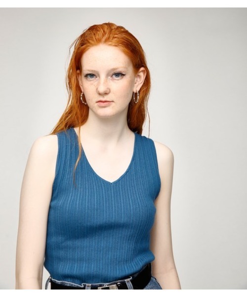 MOUSSY（マウジー）の「RANDAM RIB SLEEVELESS TOP（タンクトップ・レディース・イエロー/オフホワイト/ライトブルー/ブラック・FREE）」の3枚目の写真