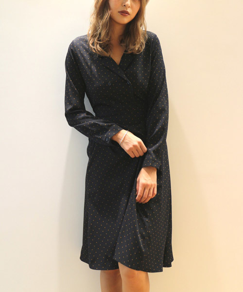FREE'S MART（フリーズマート）の「開衿ドットワンピース（ワンピース・レディース・ブラウン系その他/ダークネイビー・FREE）」の2枚目の写真