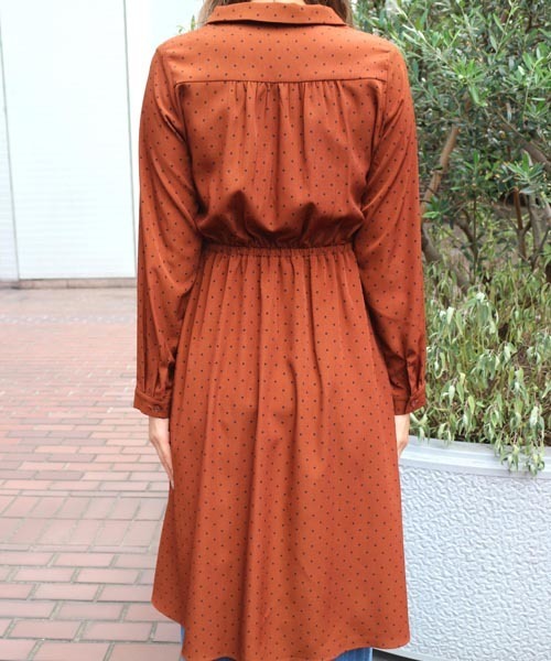 FREE'S MART（フリーズマート）の「開衿ドットワンピース（ワンピース・レディース・ブラウン系その他/ダークネイビー・FREE）」の14枚目の写真