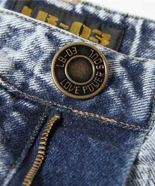 LB-03（エルビー・ゼロスリー）の「ケミカルショートパンツ（その他パンツ・レディース・スカイブルー系・MEDIUM/SMALL）」の8枚目の写真