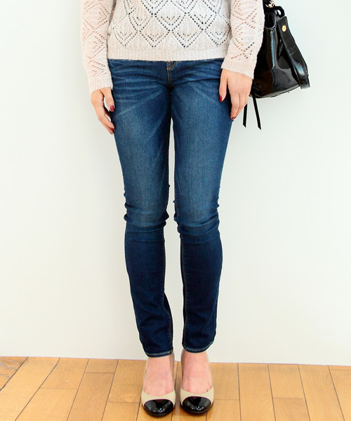 BEAUTY&YOUTH UNITED ARROWS（ビューティーアンドユースユナイテッドアローズ）の「BY パウダーデニム 30 ◆（デニムパンツ・レディース・コバルトブルー/ブラック・SMALL/MEDIUM）」の2枚目の写真