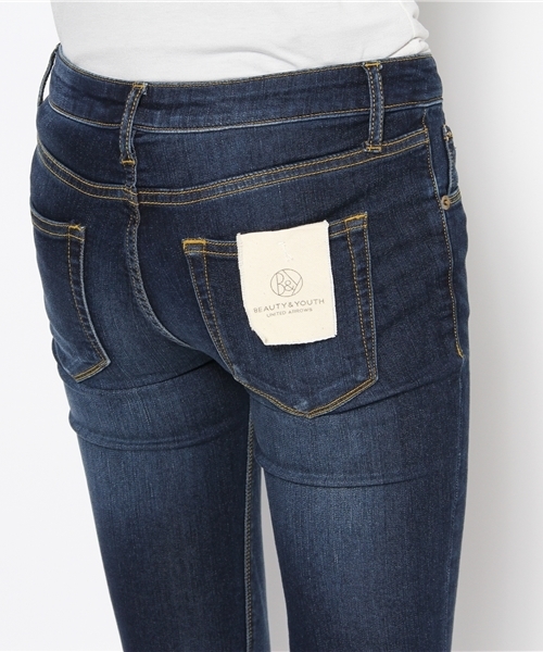 BEAUTY&YOUTH UNITED ARROWS（ビューティーアンドユースユナイテッドアローズ）の「BY パウダーデニム 30 ◆（デニムパンツ・レディース・コバルトブルー/ブラック・SMALL/MEDIUM）」の6枚目の写真