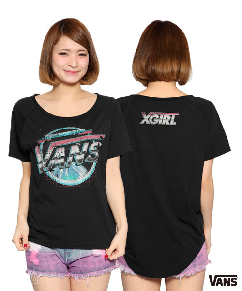 X-girl(エックスガール)の「X-girl × VANS WHEEL S/S TOP(Tシャツ/カットソー・レディース・ホワイト/マルチ/ブラック・1/2)」の1枚目の写真