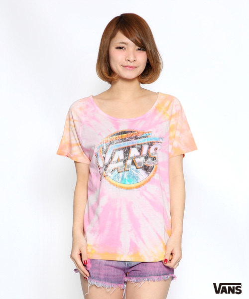 X-girl(エックスガール)の「X-girl × VANS WHEEL S/S TOP(Tシャツ/カットソー・レディース・ホワイト/マルチ/ブラック・1/2)」の4枚目の写真
