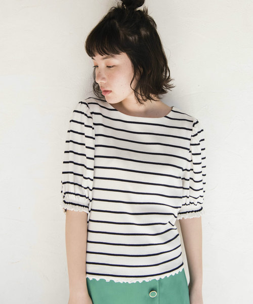 OLIVE des OLIVE（オリーブデオリーブ）の「後ろレースアッププルオーバー（Tシャツ/カットソー・レディース・オフホワイト/ブラック/ラベンダー/その他・FREE）」の4枚目の写真