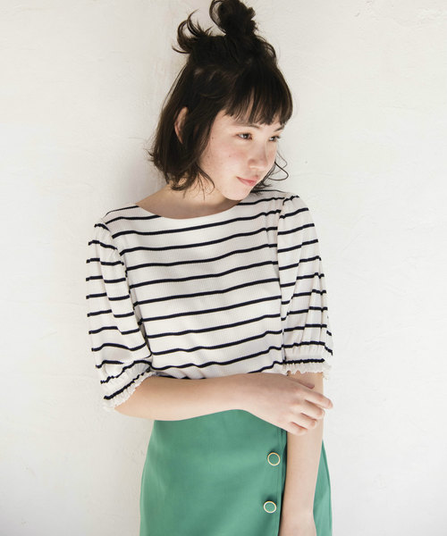 OLIVE des OLIVE（オリーブデオリーブ）の「後ろレースアッププルオーバー（Tシャツ/カットソー・レディース・オフホワイト/ブラック/ラベンダー/その他・FREE）」の5枚目の写真