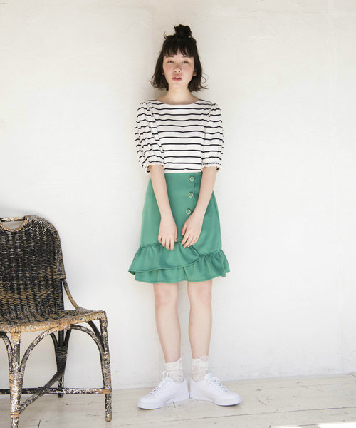 OLIVE des OLIVE（オリーブデオリーブ）の「後ろレースアッププルオーバー（Tシャツ/カットソー・レディース・オフホワイト/ブラック/ラベンダー/その他・FREE）」の6枚目の写真