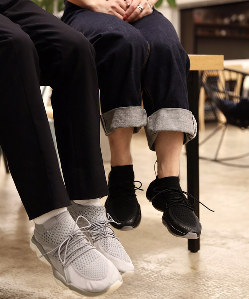 Reebok（リーボック）の「ディーエムエックス フュージョン [DMX FUSION CI]（スニーカー・メンズ・ブラック/ピンク系その他/グレー・27.5cm/28.5cm/28.0cm/26.5cm/27.0cm/25.0cm/29.0cm/26.0cm/25.5cm/30.0cm/31cm/29.5cm/23.5cm/24.5cm/24.0cm）」の14枚目の写真