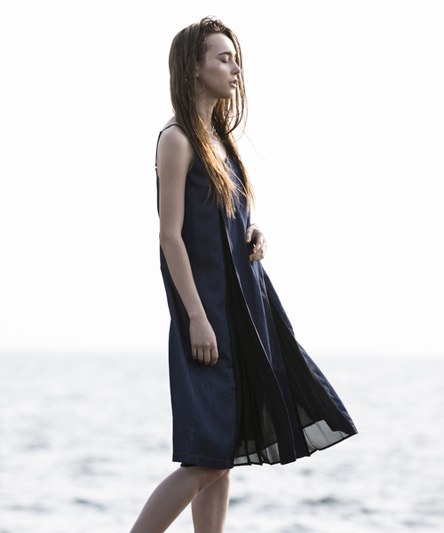 FREE'S MART（フリーズマート）の「by FREE'S デニムプリーツ