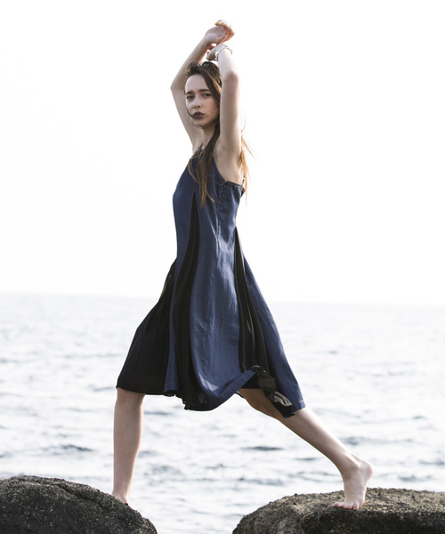 FREE'S MART（フリーズマート）の「by FREE'S デニムプリーツ