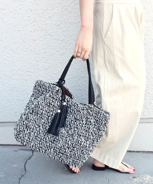 Khaju（カージュ）の「【WEB限定】Khaju:コマアミトート◇◇（トートバッグ・レディース・ナチュラル/カーキ/ブラック・ONE SIZE）」の10枚目の写真