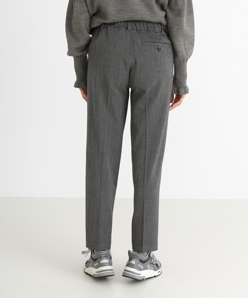 Munich(ミューニック)の「TRツイルテーパードパンツ(その他パンツ・レディース・ブラック/カーキ/ブラック×ホワイト/キャメル/チャコールグレー・S/M/XS)」の11枚目の写真