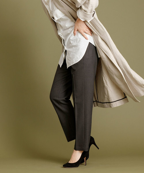 Munich(ミューニック)の「TRツイルテーパードパンツ(その他パンツ・レディース・ブラック/カーキ/ブラック×ホワイト/キャメル/チャコールグレー・S/M/XS)」の16枚目の写真