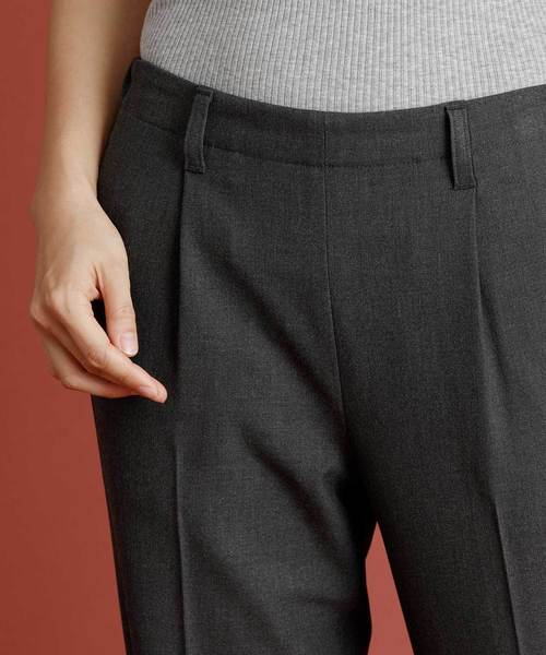 Munich(ミューニック)の「TRツイルテーパードパンツ(その他パンツ・レディース・ブラック/カーキ/ブラック×ホワイト/キャメル/チャコールグレー・S/M/XS)」の20枚目の写真