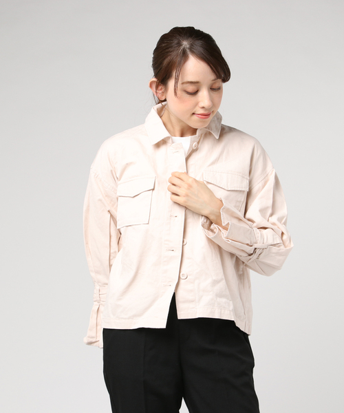STYLEBLOCK（スタイルブロック）の「コットンツイルフリルスリーブミリタリージャケット（ミリタリージャケット・レディース・ブラック/ベージュ/アイボリー/カーキ・M）」の2枚目の写真