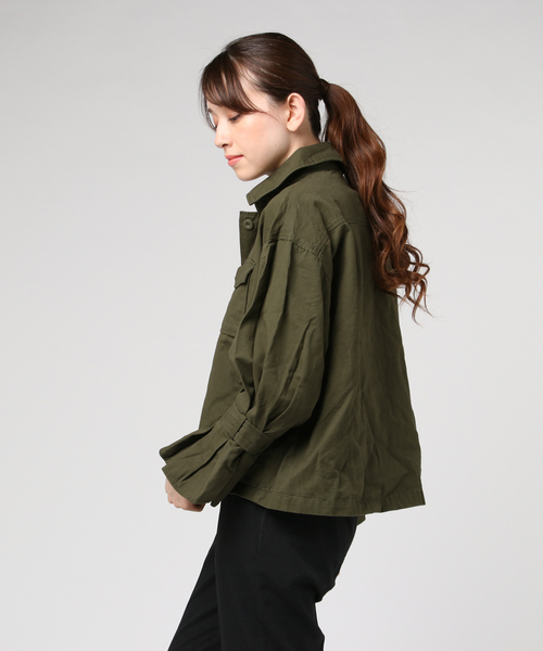 STYLEBLOCK（スタイルブロック）の「コットンツイルフリルスリーブミリタリージャケット（ミリタリージャケット・レディース・ブラック/ベージュ/アイボリー/カーキ・M）」の5枚目の写真