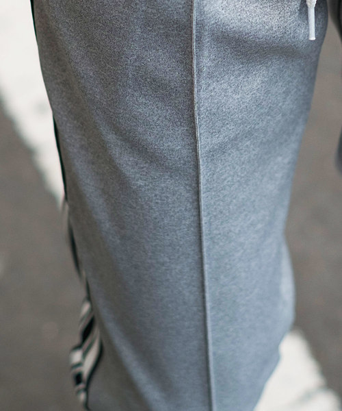 GOSTAR DE FUGA（ゴスタール ジフーガ）の「サイドラインジャージパンツ（その他パンツ・メンズ・ブラック/グレー・M/L）」の14枚目の写真