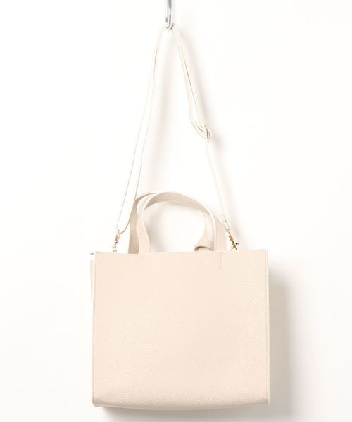 DouDou（ドゥドゥ）の「シボ型押しトート（ショルダーバッグ・レディース・アイボリー/モカ・FREE）」の5枚目の写真