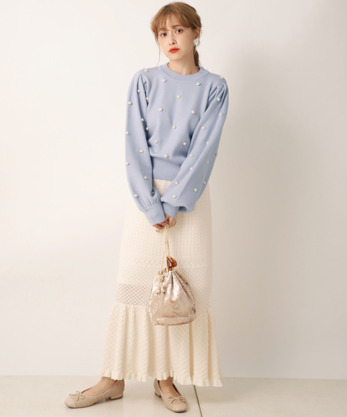 one after another NICE CLAUP（ワンアフターアナザーナイスクラップ）の「ぽんぽん付き長袖ニット（ニット/セーター・レディース・オフホワイト/ブラック/ベージュ/サックスブルー・FREE）」の21枚目の写真