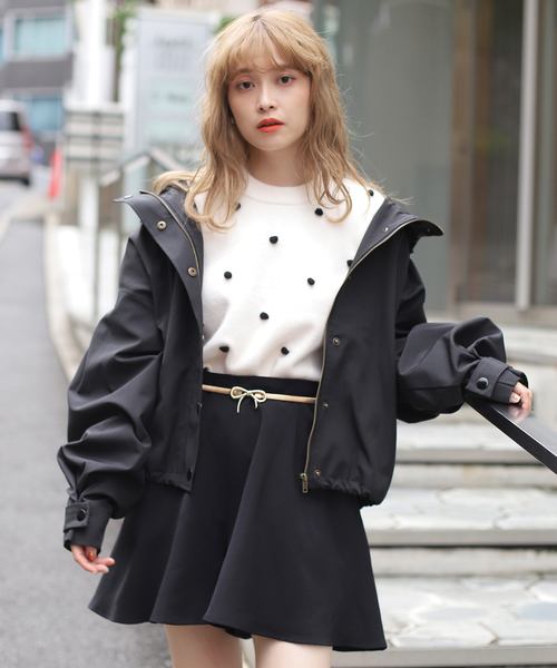 one after another NICE CLAUP（ワンアフターアナザーナイスクラップ）の「ぽんぽん付き長袖ニット（ニット/セーター・レディース・オフホワイト/ブラック/ベージュ/サックスブルー・FREE）」の8枚目の写真