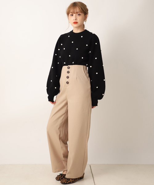 one after another NICE CLAUP（ワンアフターアナザーナイスクラップ）の「ぽんぽん付き長袖ニット（ニット/セーター・レディース・オフホワイト/ブラック/ベージュ/サックスブルー・FREE）」の12枚目の写真