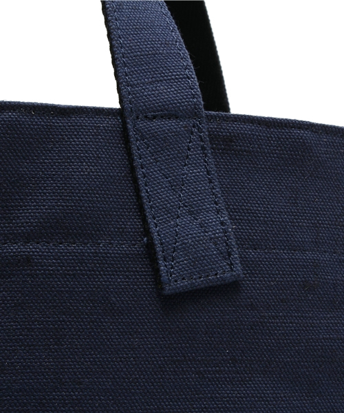 BEAUTY&YOUTH UNITED ARROWS（ビューティーアンドユースユナイテッドアローズ）の「＜MHL.＞ 32 LOGO TOTE NAVY/トートバッグ（トートバッグ・メンズ・ネイビー・フリー）」の2枚目の写真