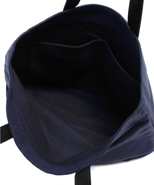 BEAUTY&YOUTH UNITED ARROWS（ビューティーアンドユースユナイテッドアローズ）の「＜MHL.＞ 32 LOGO TOTE NAVY/トートバッグ（トートバッグ・メンズ・ネイビー・フリー）」の7枚目の写真