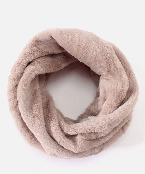 AZUL by moussy（アズールバイマウジー）の「ECO FUR SINGLE SNOOD/エコファーシングルスヌード（マフラー・レディース・ブラック/ボルドー/キャメル/ライトベージュ・FREE）」の10枚目の写真