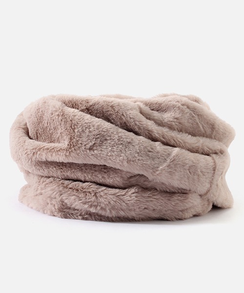 AZUL by moussy（アズールバイマウジー）の「ECO FUR SINGLE SNOOD/エコファーシングルスヌード（マフラー・レディース・ブラック/ボルドー/キャメル/ライトベージュ・FREE）」の11枚目の写真
