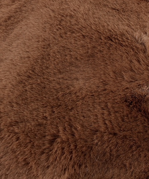 AZUL by moussy（アズールバイマウジー）の「ECO FUR SINGLE SNOOD/エコファーシングルスヌード（マフラー・レディース・ブラック/ボルドー/キャメル/ライトベージュ・FREE）」の17枚目の写真