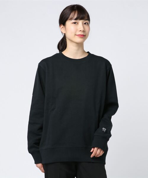 AVIREX(アヴィレックス)の「デイリー クルースウェット/ DAILY CREW SWEAT(Tシャツ/カットソー・レディース・ライトグレー/ブラック/ネイビー/オフホワイト/カーキ/ライトブルーグレー・MEDIUM/LARGE/X-LARGE/XX-LARGE)」の1枚目の写真