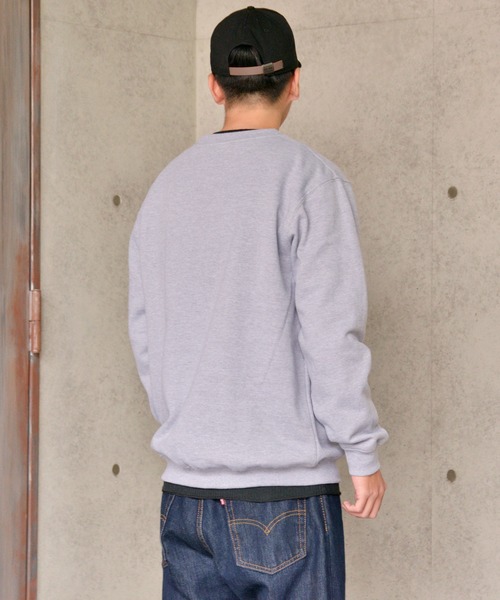 GILDAN（ギルダン）の「GILDAN アダルト クルーネック スウェットシャツ Japan Fit【88000】（スウェット・メンズ・ネイビー/レッド/ロイヤルブルー/ホワイト/ピンク系その他/ヘザーグレー/パープル/ブラック/グレー・M/L/XL）」の17枚目の写真