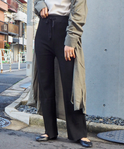tiptop(ティップトップ)の「2020SS <pocket>【Web限定アイテム】セミフレアリブパンツ(パンツ)」|ブラック