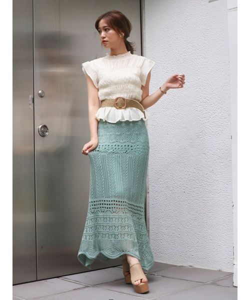 dazzlin(ダズリン)の「シャーリングラウンドフリルブラウス(シャツ/ブラウス・レディース・その他2/アイボリー/ベージュ/その他1/ブラック/グリーン・FREE)」の12枚目の写真