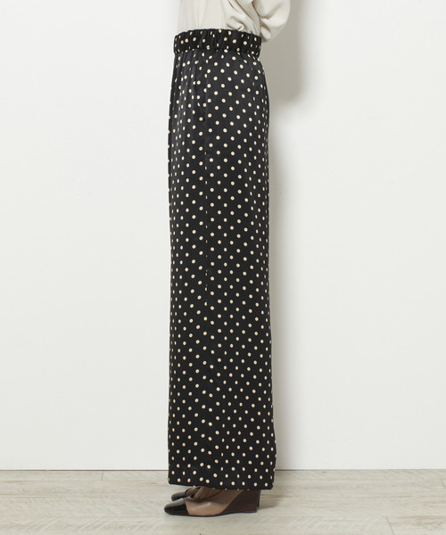 Tiara（ティアラ）の「ピーチサテンドットパンツ（その他パンツ・レディース・ブラック/アイボリー・S/M）」の9枚目の写真