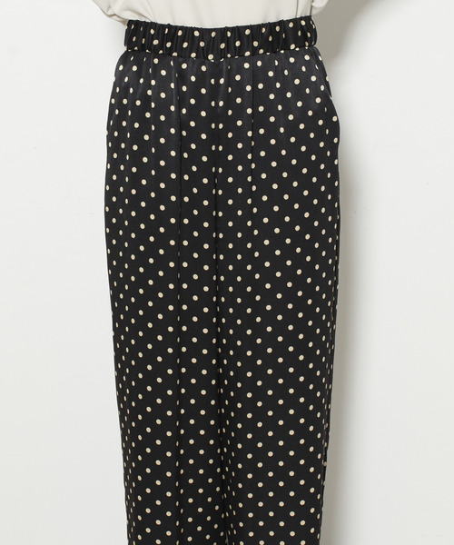 Tiara（ティアラ）の「ピーチサテンドットパンツ（その他パンツ・レディース・ブラック/アイボリー・S/M）」の11枚目の写真